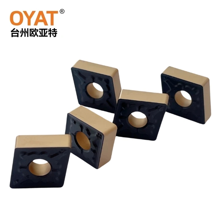 Quais são as vantagens das inserções de torneamento CNMG120408-CM?